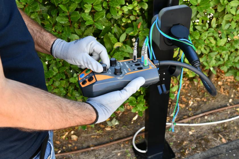 Elma Combitest 425EV - Multi-installationstestare med WiFi och Touchskärm Med Adapter Och Autotest Till EVSE Laddutrustning För Elbilar - Bild 6
